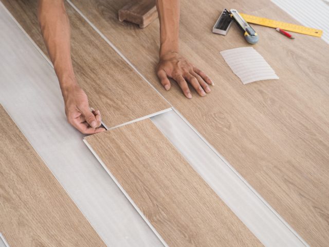 How Flooring Companies Can Tap into the Lucrative New Mover Market